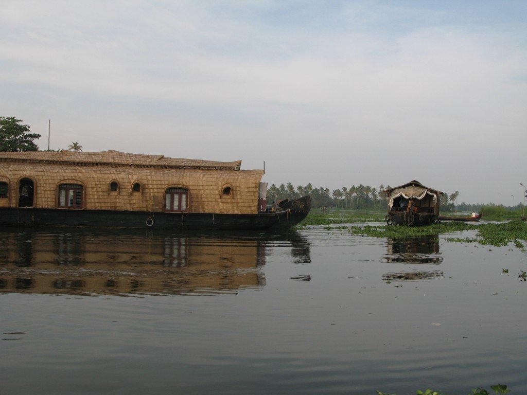 This is an image file which displays houseboat in Alleppey Kerala